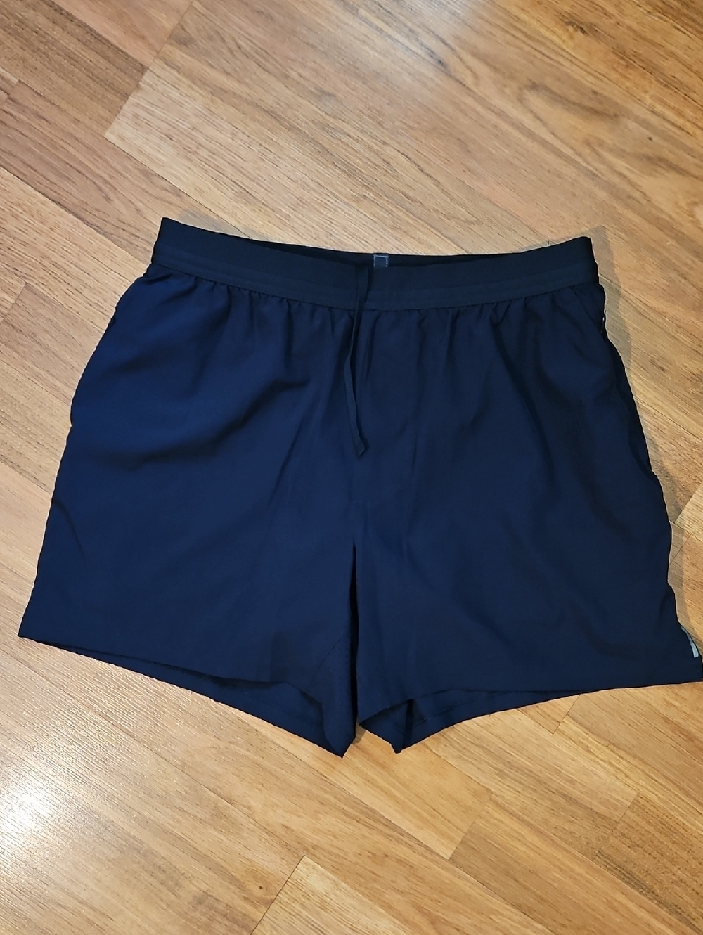 VRST Athletic Shorts Size Small